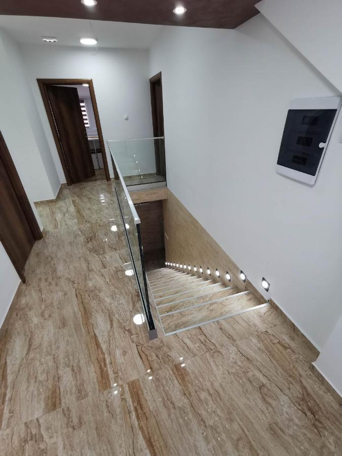 Sobe I Apartmani Casa Mia Pecinci المظهر الخارجي الصورة