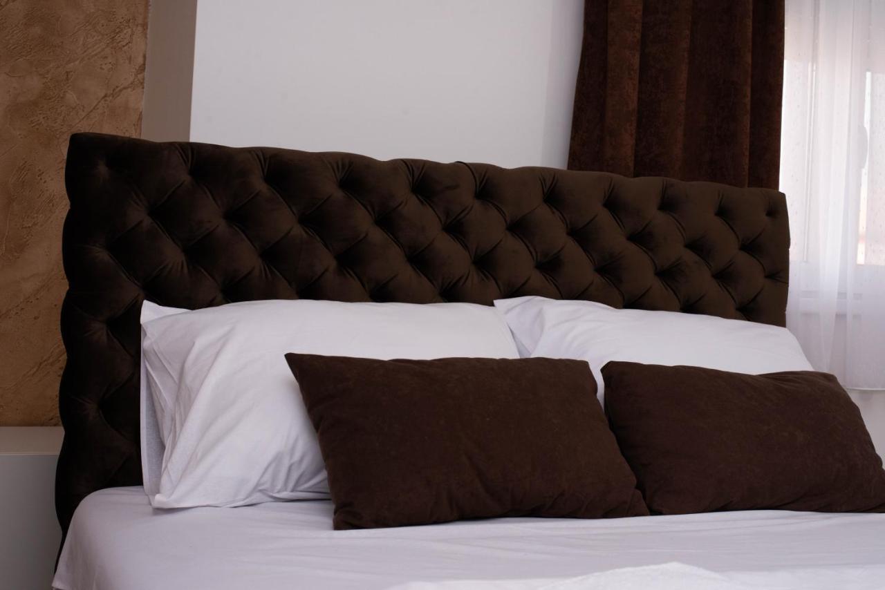 Sobe I Apartmani Casa Mia Pecinci المظهر الخارجي الصورة