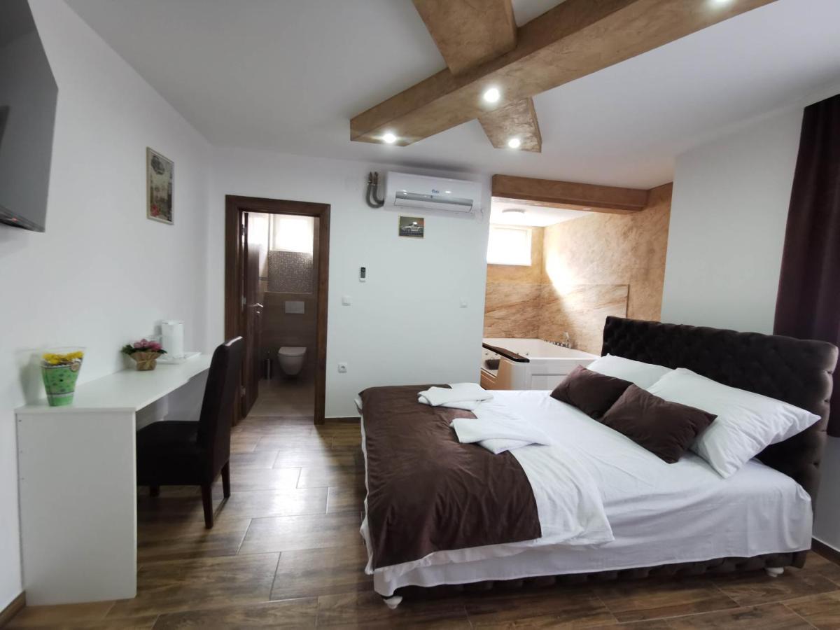 Sobe I Apartmani Casa Mia Pecinci المظهر الخارجي الصورة
